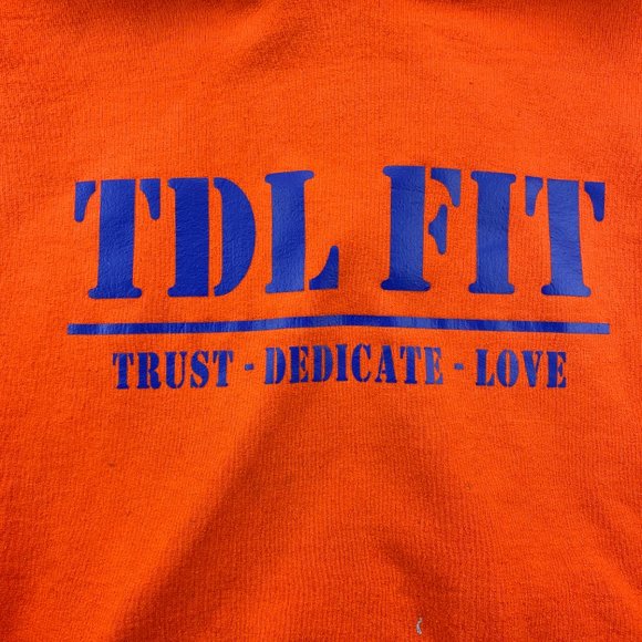Gildan Heavy Sweater Men XL Orange Hoodie Sweatshirt TDL Trust Dedicate Love - Picture 3 of 13